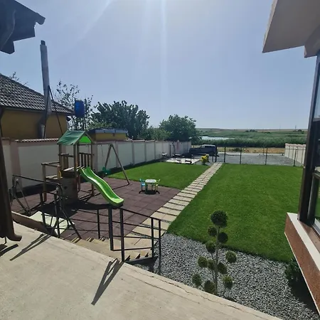 Pensiunea Lotus Гостевой дом 3*