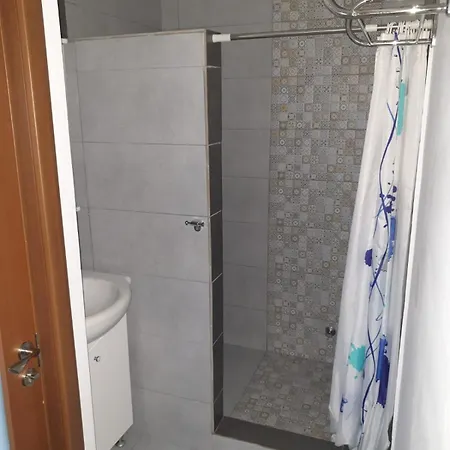 Pensiunea Lotus 3*