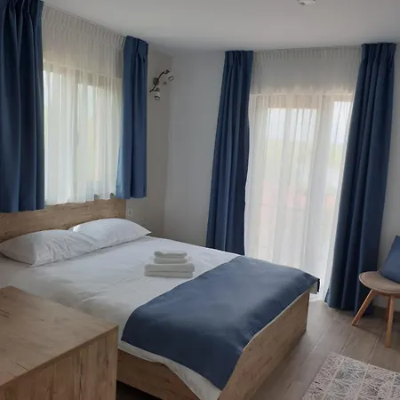 Pensiunea Lotus Corbu